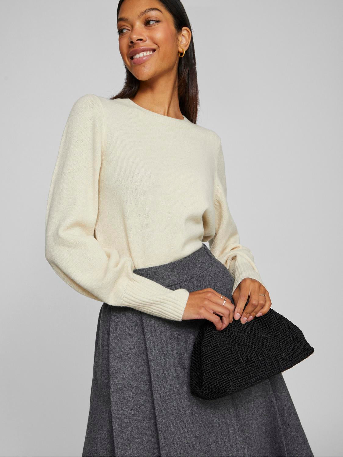 model_shot-front